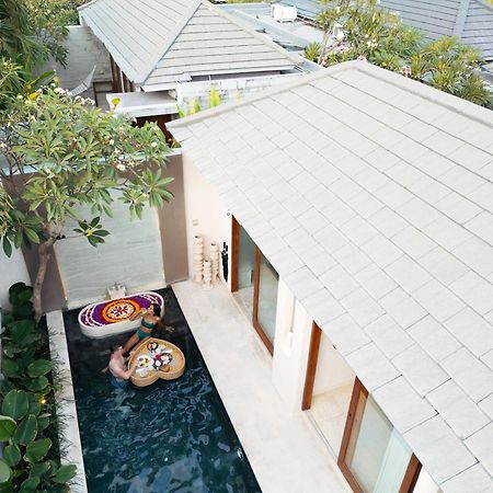 Astera Villa Seminyak By Ini Vie Hospitality מראה חיצוני תמונה