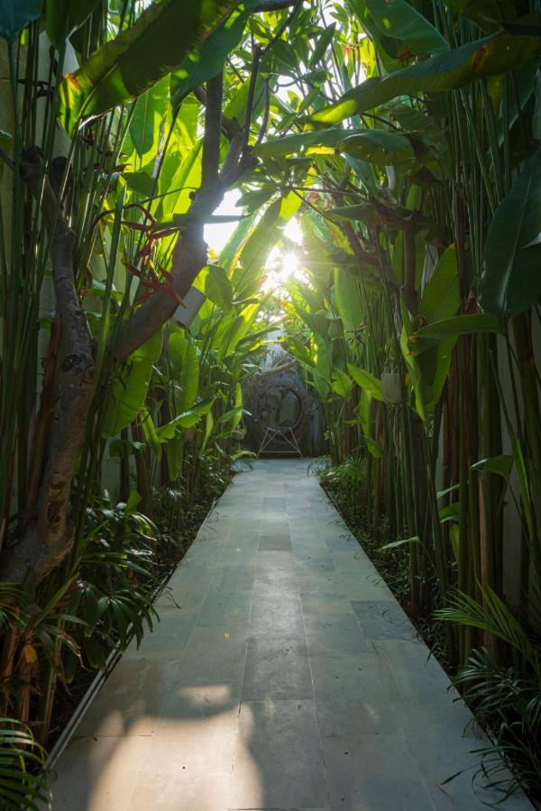 Astera Villa Seminyak By Ini Vie Hospitality מראה חיצוני תמונה