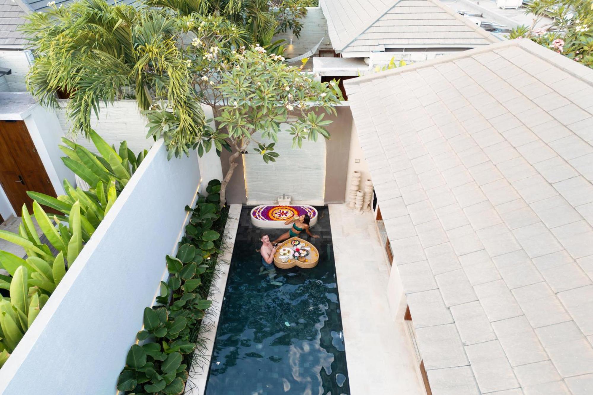 Astera Villa Seminyak By Ini Vie Hospitality מראה חיצוני תמונה