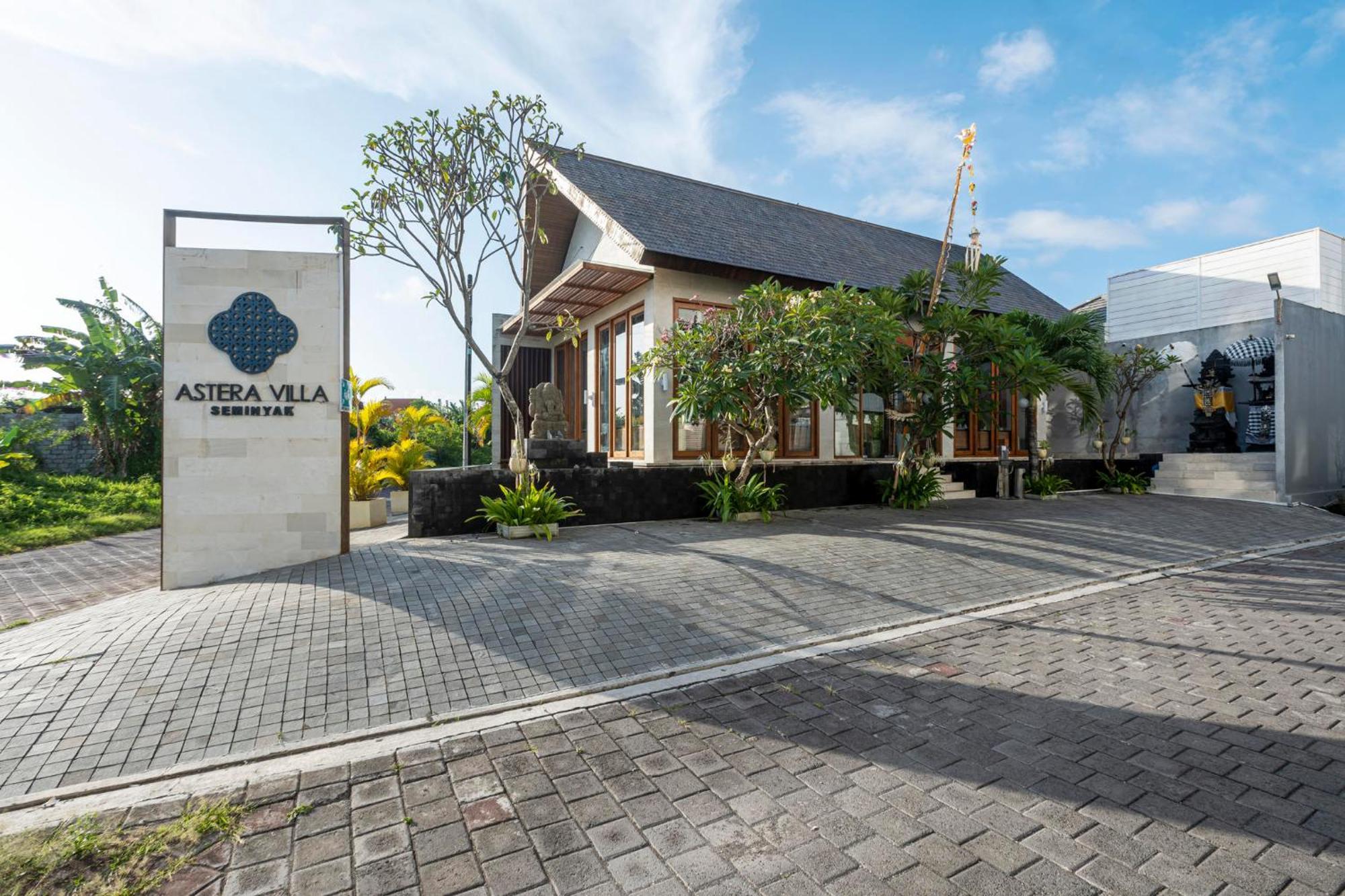 Astera Villa Seminyak By Ini Vie Hospitality מראה חיצוני תמונה